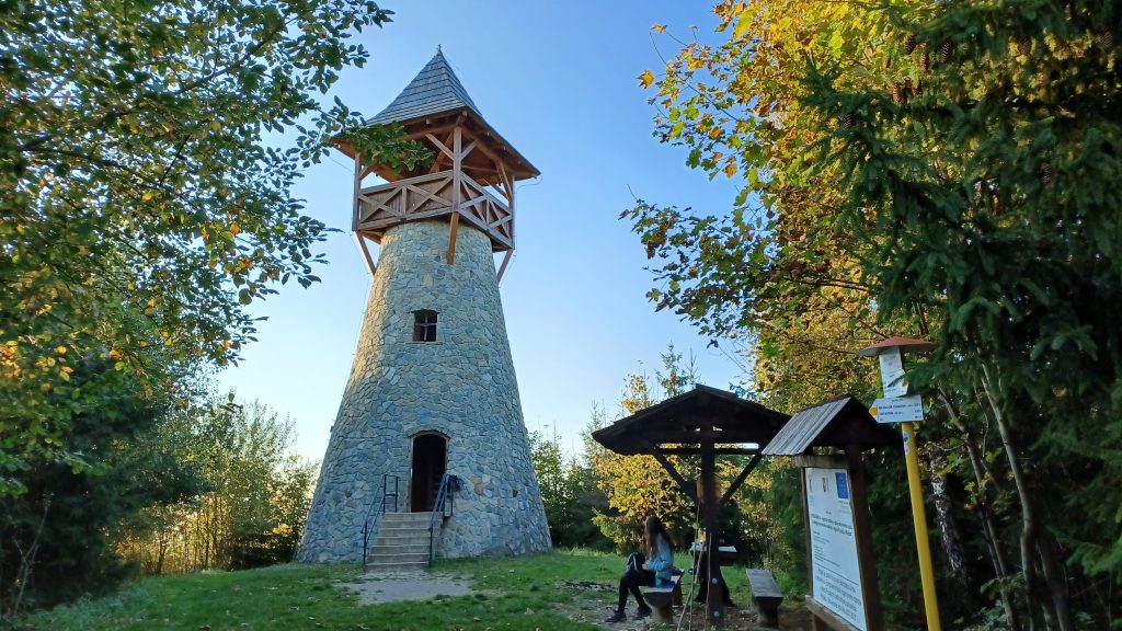 Slovensko -> Rozhľadňa na Bobovci, Kysucká vrchovina
